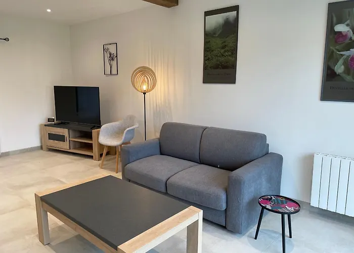 De Charme Pres Du Mans, Equipe Avec Espace Exterieur, Garage, Et Confort Moderne - Fr-1-410-385 * La Bosse