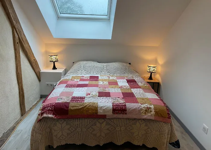 De Charme Pres Du Mans, Equipe Avec Espace Exterieur, Garage, Et Confort Moderne - Fr-1-410-385 *